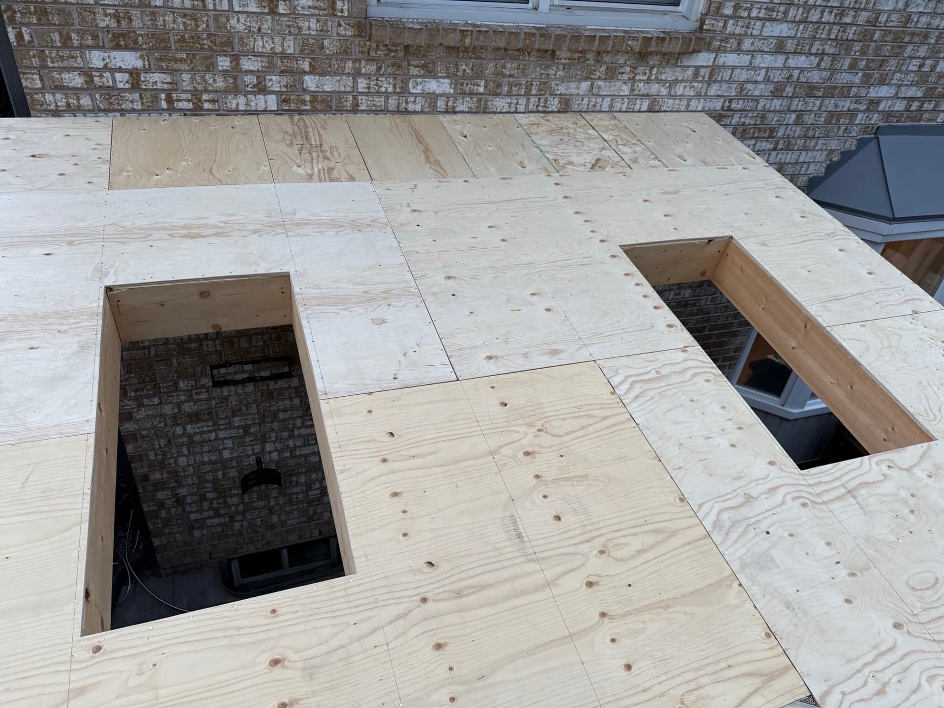 Fall leaf removal in North York — complete property cleanup